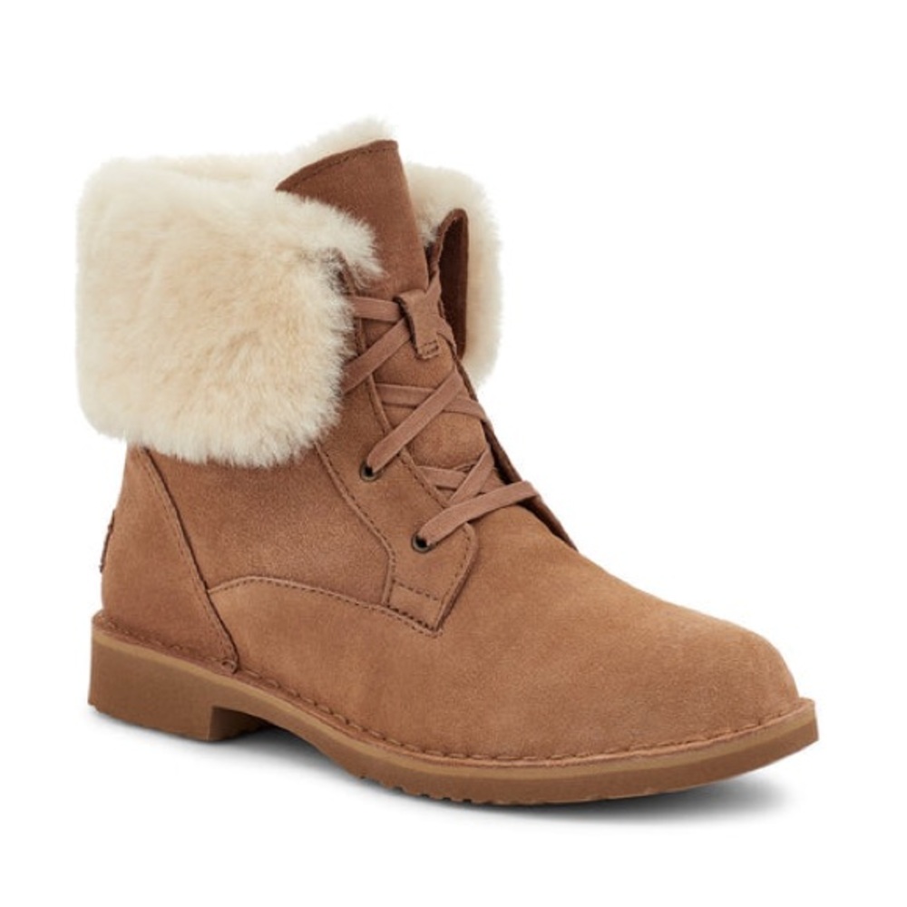 UGG WEYLYN Tan Fur-Lined Women's Boots Like-New Size - 9